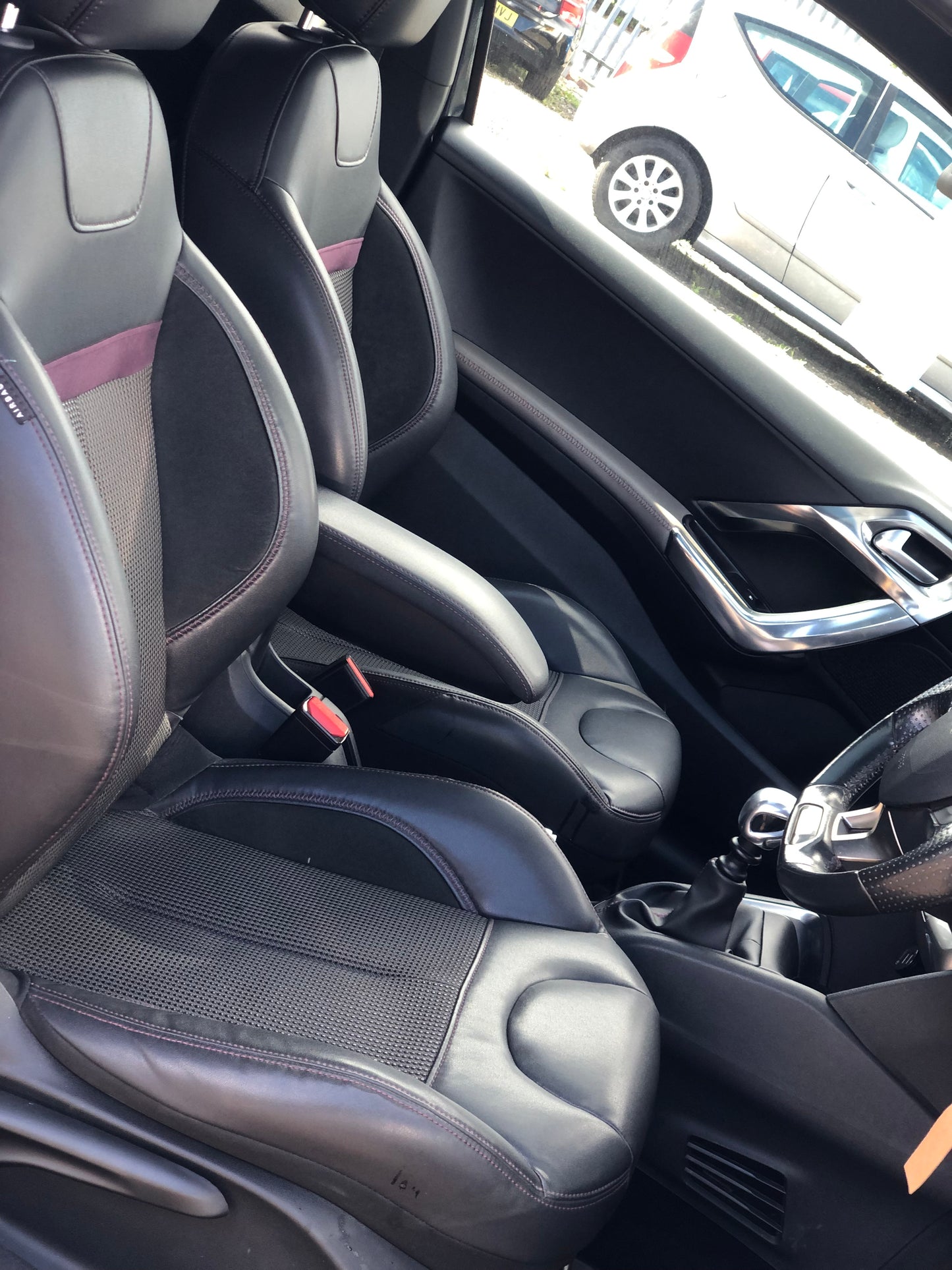 Peugeot 208 XY GT