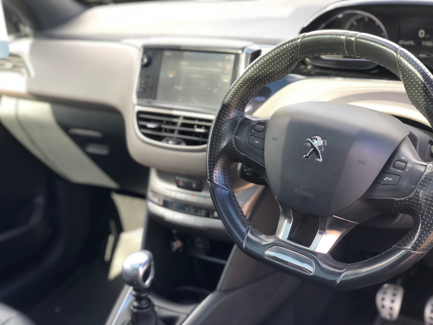 Peugeot 208 XY GT